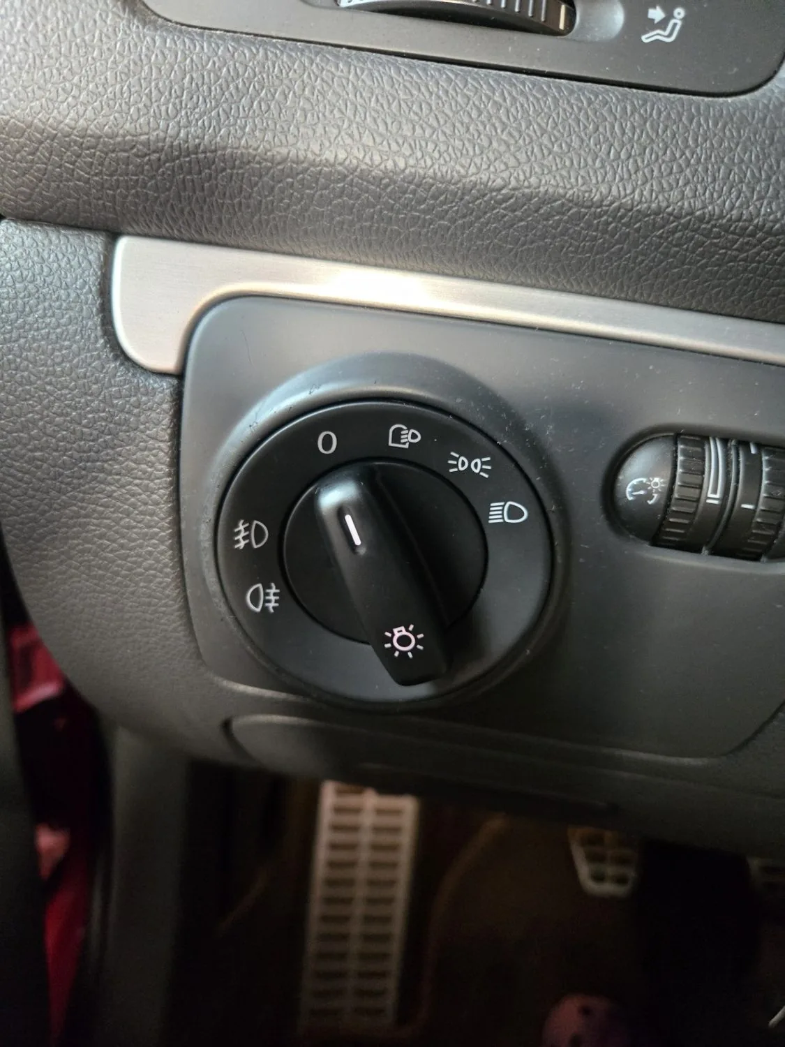 Neuer Lichtschalter im Golf V GTI